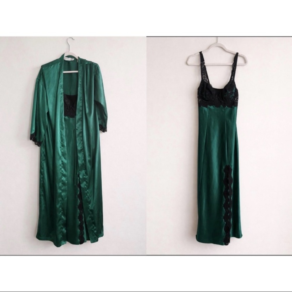 Vintage Y2K Victorias Secret SatinSlip Gown and Robe Set Medium